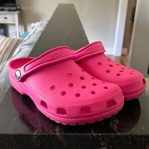 Pink crocs